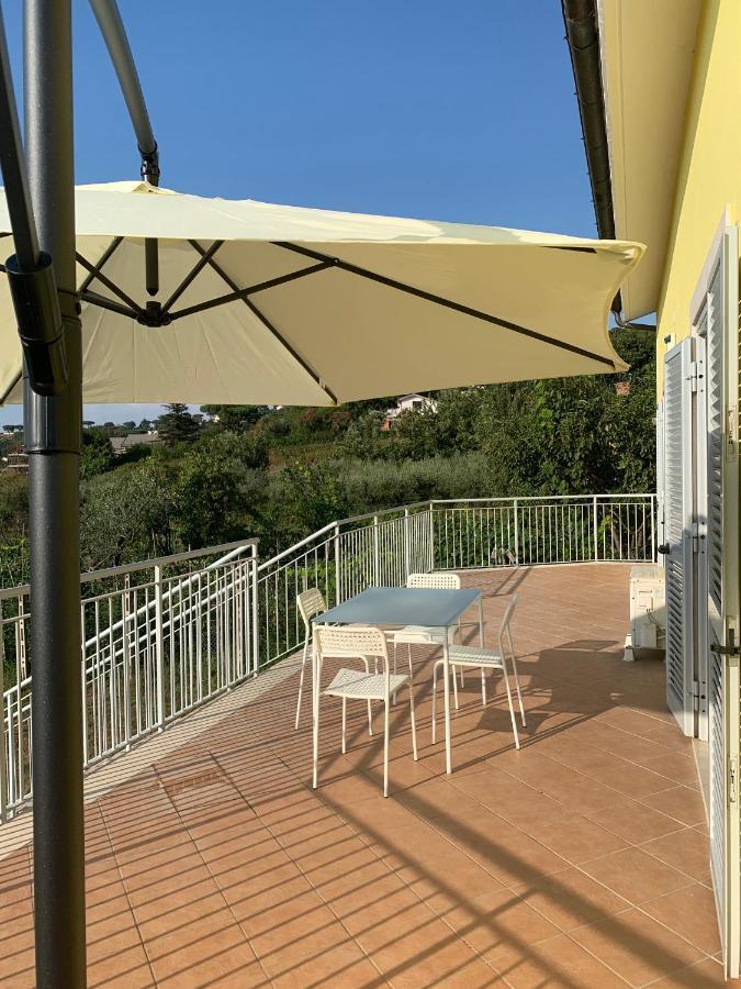 La Terrazza Sul Ciliegio Daire Marino Dış mekan fotoğraf